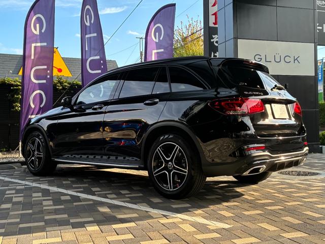 ＧＬＣ ＧＬＣ２２０ｄ　４マチック　ナイトエディション　特別仕様車　１オーナー　ＡＭＧスタイリングＰＫＧ　ナイトＰＫＧ　１９インチアルミ　　サンルーフ　ＡＣＣ　ＢＳＭ　ブラックアッシュウッドインテリア　パワーシート　シートヒーター　シートメモリー　ＥＴＣ（6枚目）