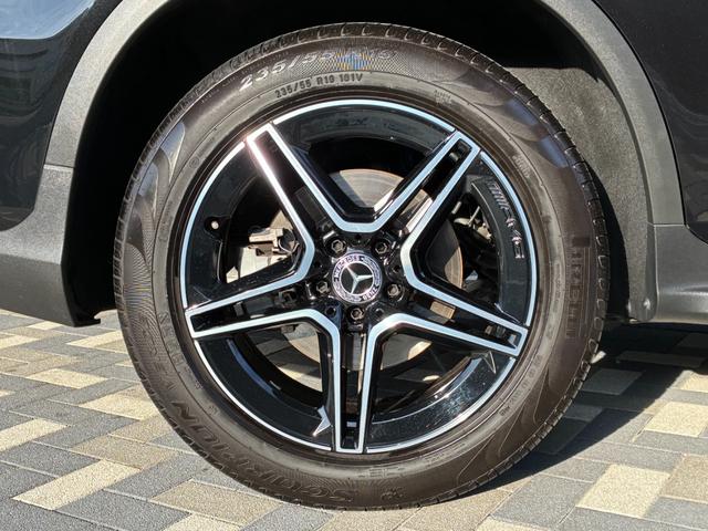 ＧＬＣ ＧＬＣ２２０ｄ　４マチック　ナイトエディション　特別仕様車　１オーナー　ＡＭＧスタイリングＰＫＧ　ナイトＰＫＧ　１９インチアルミ　　サンルーフ　ＡＣＣ　ＢＳＭ　ブラックアッシュウッドインテリア　パワーシート　シートヒーター　シートメモリー　ＥＴＣ（10枚目）