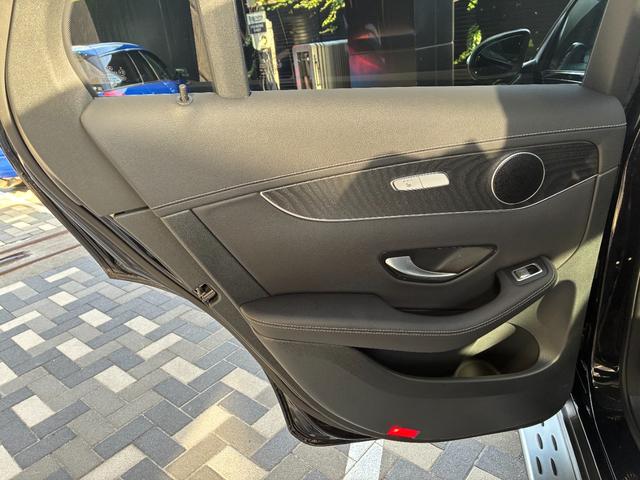 ＧＬＣ ＧＬＣ２２０ｄ　４マチック　ナイトエディション　特別仕様車　１オーナー　ＡＭＧスタイリングＰＫＧ　ナイトＰＫＧ　１９インチアルミ　　サンルーフ　ＡＣＣ　ＢＳＭ　ブラックアッシュウッドインテリア　パワーシート　シートヒーター　シートメモリー　ＥＴＣ（35枚目）