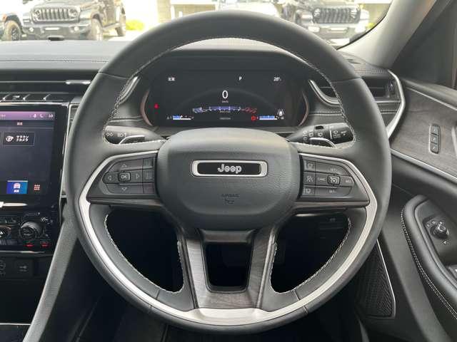 ジープ・グランドチェロキー リミテッド　４ＷＤ　新車保証継承　ＥＴＣ　ａｐｐｌｅカープレイａｎｄｒｏｉｄオート（27枚目）