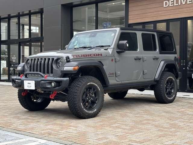 ジープ・ラングラーアンリミテッド ルビコン　ワンオーナー　認定中古車　ＭＯＰＥＲ純正２インチリフトアップキット　ルビコンスチールバンパー　マットブラックＡＷ　ＢＦＧＲオールテレーン　禁煙車（15枚目）