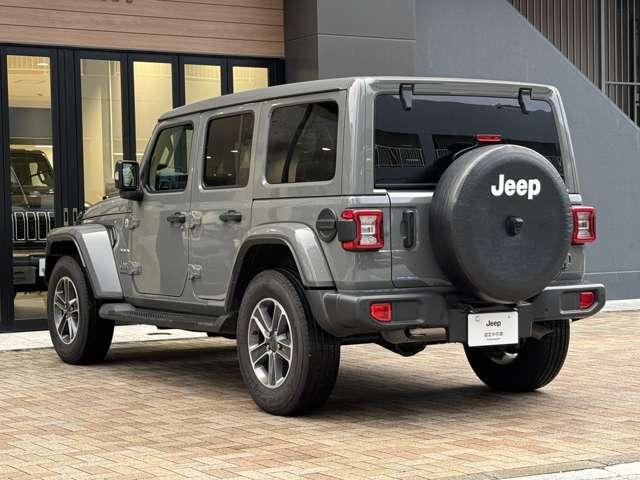 ジープ・ラングラーアンリミテッド サハラ パワートップ ワンオーナー 認定中古車 スカイワンタッチモデル ディスプレイ型ドライブレコーダー 全国300台 禁煙車(13枚目)