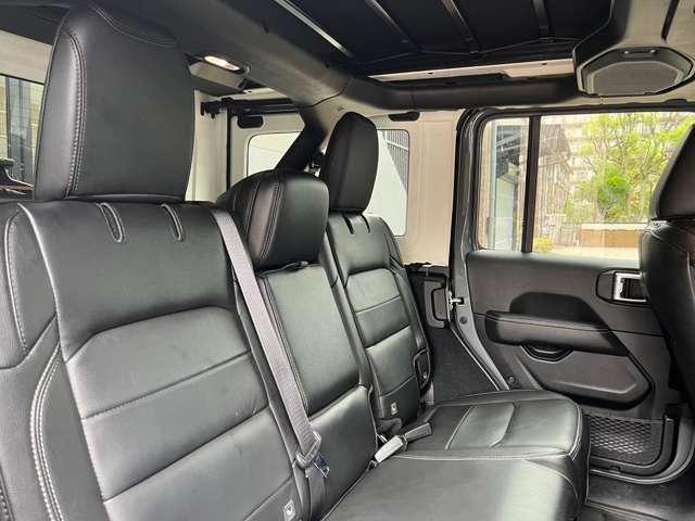 ジープ・ラングラーアンリミテッド サハラ パワートップ ワンオーナー 認定中古車 スカイワンタッチモデル ディスプレイ型ドライブレコーダー 全国300台 禁煙車(29枚目)