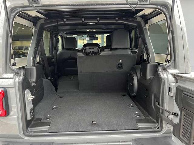 ジープ・ラングラーアンリミテッド サハラ パワートップ ワンオーナー 認定中古車 スカイワンタッチモデル ディスプレイ型ドライブレコーダー 全国300台 禁煙車(33枚目)