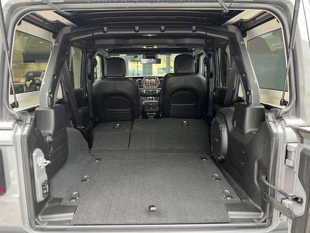 ジープ・ラングラーアンリミテッド サハラ パワートップ ワンオーナー 認定中古車 スカイワンタッチモデル ディスプレイ型ドライブレコーダー 全国300台 禁煙車(34枚目)