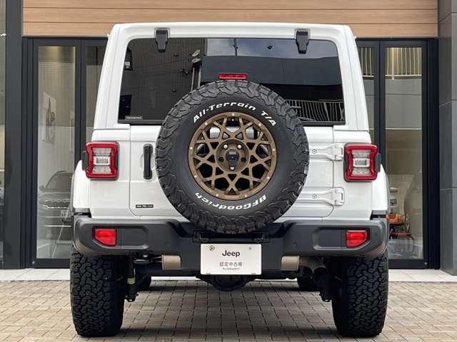 ジープ・ラングラーアンリミテッド サハラ 認定中古車 ルビコンバンパー スチールサイドステップ 1インチリフトアップ 社外17インチアルミホイール BFグットリッチ・オールテレーン285/70/R17 純正ドライブレコーダー 禁煙車(13枚目)