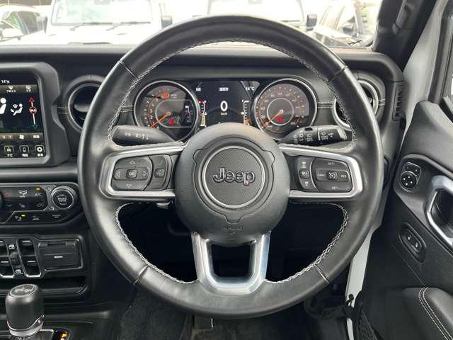 ジープ・ラングラーアンリミテッド サハラ 認定中古車 ルビコンバンパー スチールサイドステップ 1インチリフトアップ 社外17インチアルミホイール BFグットリッチ・オールテレーン285/70/R17 純正ドライブレコーダー 禁煙車(27枚目)