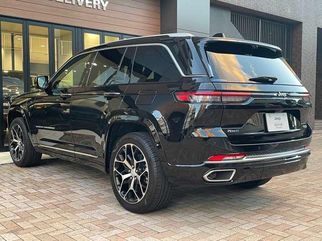 後方には障害物センサー装備！駐車が不安な方にとってバックカメラと併用でき頼もしい装備です！