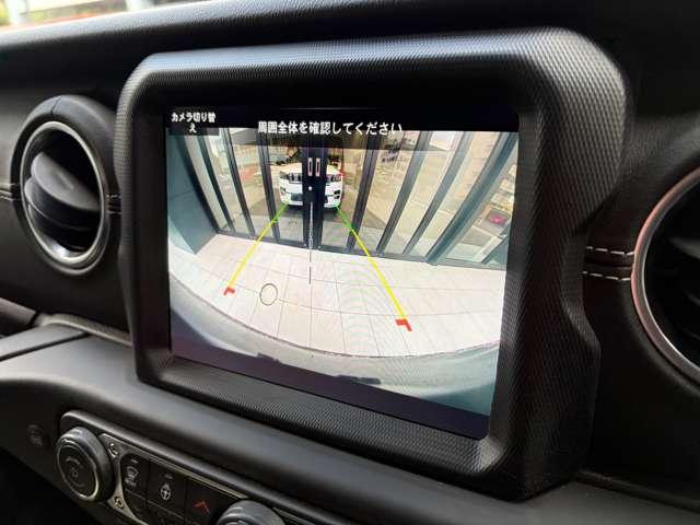 ジープ・ラングラーアンリミテッド サハラ　ワンオーナー　認定中古車　２．０Ｌターボモデル　オーシャンブルーメタリック　テールレンズ・フロントデイライトベゼル　禁煙車（22枚目）