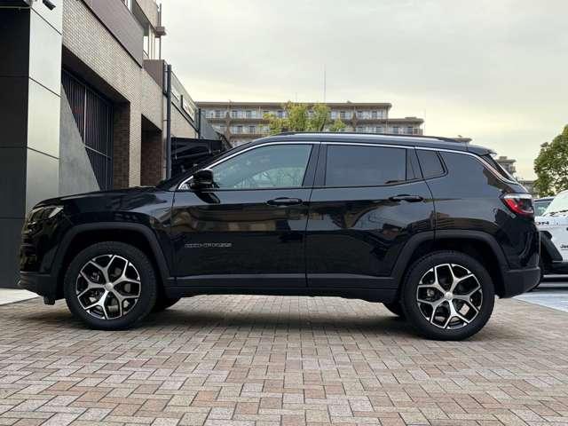 ジープ・コンパス リミテッド ワンオーナー 認定中古車 M6最終モデル専用ホイール 電動リアゲート 禁煙車(12枚目)