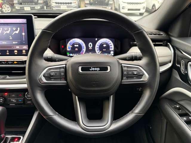 ジープ・コンパス リミテッド ワンオーナー 認定中古車 M6最終モデル専用ホイール 電動リアゲート 禁煙車(26枚目)