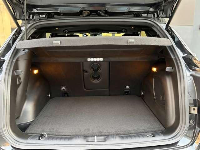 ジープ・コンパス リミテッド ワンオーナー 認定中古車 M6最終モデル専用ホイール 電動リアゲート 禁煙車(32枚目)