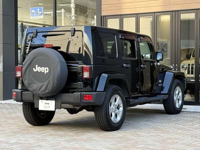 ジープ・ラングラーアンリミテッド サハラ（7枚目）