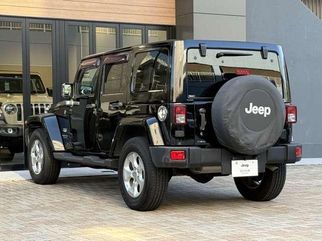 ジープ・ラングラーアンリミテッド サハラ（9枚目）