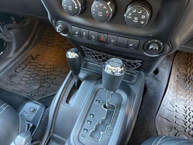 ジープ・ラングラーアンリミテッド サハラ（20枚目）