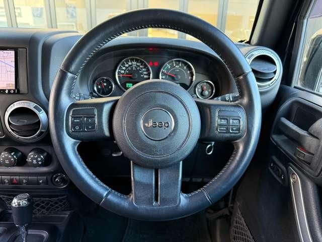 ジープ・ラングラーアンリミテッド サハラ（23枚目）