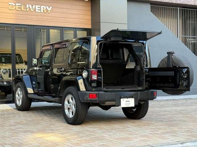 ジープ・ラングラーアンリミテッド サハラ（26枚目）