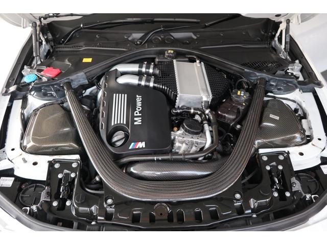 Ｍ４ Ｍ４クーペ　アクラボビッチエボリューションシステム　ＫＷ車高調　ブレンボＧＴキット前後　Ｍ４ＣＳカーボンフロントスポイラー　ワンオーナー車　後期テールランプ　ＫＷリヤコントロールアーム　３ＤデザインＤＭＥ（20枚目）