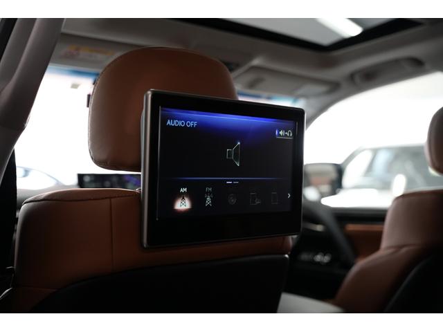ＬＸ ＬＸ５７０　法人ワンオーナー車　顧客様買取車　マークレビンソンサウンド　リヤエンターテイメント　５人乗り仕様　ＴＲＤフロントグリル＆スポイラー　ＴＲＤリヤバンパースポイラー　ＴＲＤ２１インチ鍛造ホイール有（10枚目）
