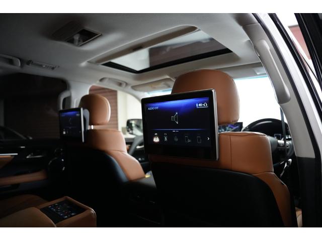 ＬＸ ＬＸ５７０　法人ワンオーナー車　顧客様買取車　マークレビンソンサウンド　リヤエンターテイメント　５人乗り仕様　ＴＲＤフロントグリル＆スポイラー　ＴＲＤリヤバンパースポイラー　ＴＲＤ２１インチ鍛造ホイール有（11枚目）