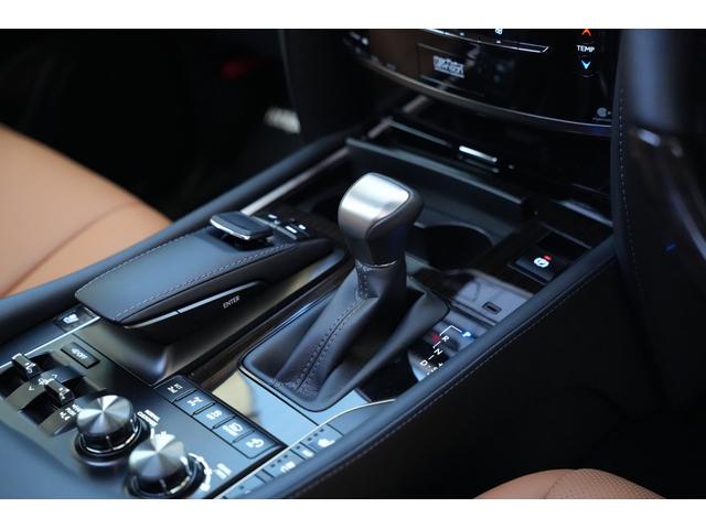 ＬＸ ＬＸ５７０　法人ワンオーナー車　顧客様買取車　マークレビンソンサウンド　リヤエンターテイメント　５人乗り仕様　ＴＲＤフロントグリル＆スポイラー　ＴＲＤリヤバンパースポイラー　ＴＲＤ２１インチ鍛造ホイール有（13枚目）