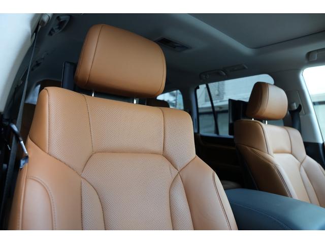 ＬＸ ＬＸ５７０　法人ワンオーナー車　顧客様買取車　マークレビンソンサウンド　リヤエンターテイメント　５人乗り仕様　ＴＲＤフロントグリル＆スポイラー　ＴＲＤリヤバンパースポイラー　ＴＲＤ２１インチ鍛造ホイール有（18枚目）