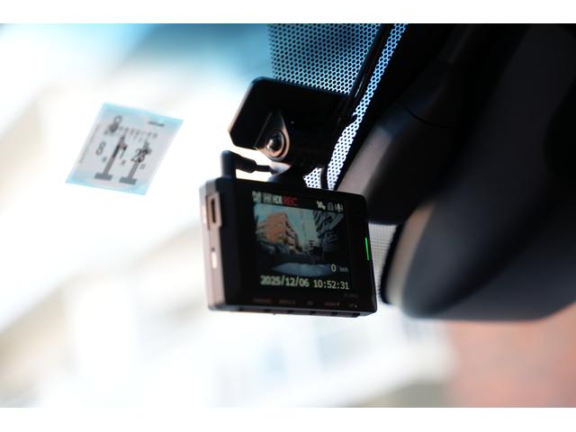 ＬＸ ＬＸ５７０　法人ワンオーナー車　顧客様買取車　マークレビンソンサウンド　リヤエンターテイメント　５人乗り仕様　ＴＲＤフロントグリル＆スポイラー　ＴＲＤリヤバンパースポイラー　ＴＲＤ２１インチ鍛造ホイール有（21枚目）