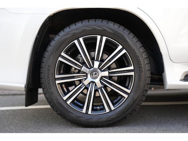 ＬＸ ＬＸ５７０　法人ワンオーナー車　顧客様買取車　マークレビンソンサウンド　リヤエンターテイメント　５人乗り仕様　ＴＲＤフロントグリル＆スポイラー　ＴＲＤリヤバンパースポイラー　ＴＲＤ２１インチ鍛造ホイール有（23枚目）