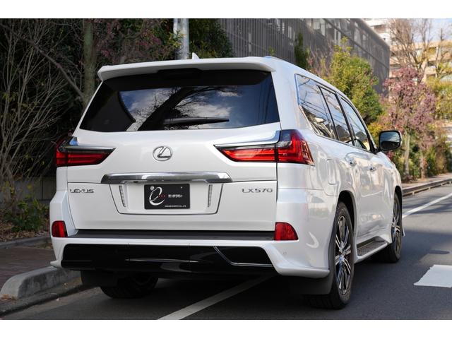 ＬＸ ＬＸ５７０　法人ワンオーナー車　顧客様買取車　マークレビンソンサウンド　リヤエンターテイメント　５人乗り仕様　ＴＲＤフロントグリル＆スポイラー　ＴＲＤリヤバンパースポイラー　ＴＲＤ２１インチ鍛造ホイール有（33枚目）