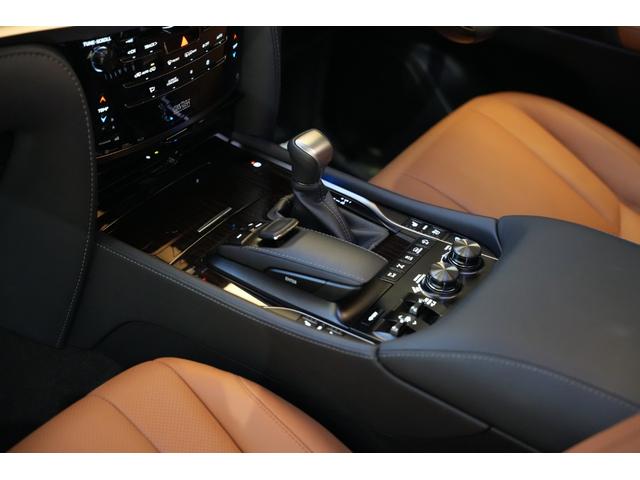 ＬＸ ＬＸ５７０　法人ワンオーナー車　顧客様買取車　マークレビンソンサウンド　リヤエンターテイメント　５人乗り仕様　ＴＲＤフロントグリル＆スポイラー　ＴＲＤリヤバンパースポイラー　ＴＲＤ２１インチ鍛造ホイール有（40枚目）