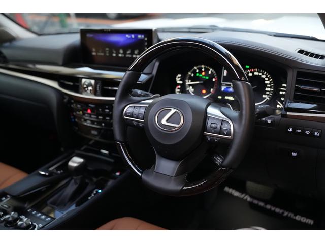 ＬＸ ＬＸ５７０　法人ワンオーナー車　顧客様買取車　マークレビンソンサウンド　リヤエンターテイメント　５人乗り仕様　ＴＲＤフロントグリル＆スポイラー　ＴＲＤリヤバンパースポイラー　ＴＲＤ２１インチ鍛造ホイール有（45枚目）