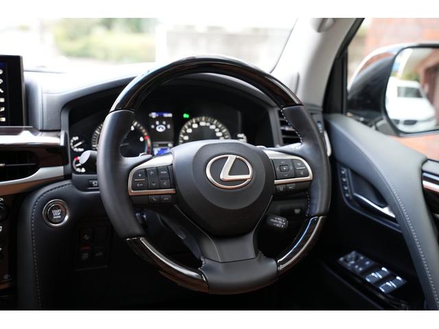 ＬＸ ＬＸ５７０　法人ワンオーナー車　顧客様買取車　マークレビンソンサウンド　リヤエンターテイメント　５人乗り仕様　ＴＲＤフロントグリル＆スポイラー　ＴＲＤリヤバンパースポイラー　ＴＲＤ２１インチ鍛造ホイール有（61枚目）