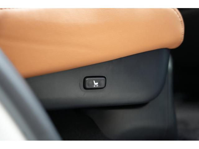 ＬＸ ＬＸ５７０　法人ワンオーナー車　顧客様買取車　マークレビンソンサウンド　リヤエンターテイメント　５人乗り仕様　ＴＲＤフロントグリル＆スポイラー　ＴＲＤリヤバンパースポイラー　ＴＲＤ２１インチ鍛造ホイール有（75枚目）