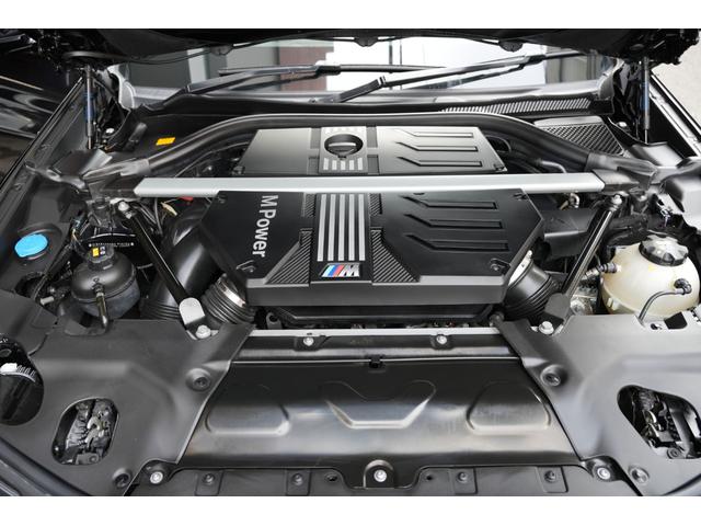 Ｘ３ Ｍ コンペティション　電動パノラマガラスサンルーフ　リヤシートバックレスト　アジャストメント　直列６気筒ツインターボ　メタリックペイント　カーボンインテリアトリム　アクティブベンチレーション　ヘッドアップディスプレイ（19枚目）