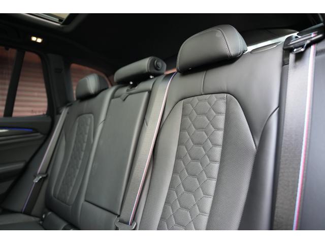 Ｘ３ Ｍ コンペティション　電動パノラマガラスサンルーフ　リヤシートバックレスト　アジャストメント　直列６気筒ツインターボ　メタリックペイント　カーボンインテリアトリム　アクティブベンチレーション　ヘッドアップディスプレイ（54枚目）
