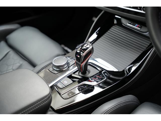 Ｘ３ Ｍ コンペティション　電動パノラマガラスサンルーフ　リヤシートバックレスト　アジャストメント　直列６気筒ツインターボ　メタリックペイント　カーボンインテリアトリム　アクティブベンチレーション　ヘッドアップディスプレイ（56枚目）