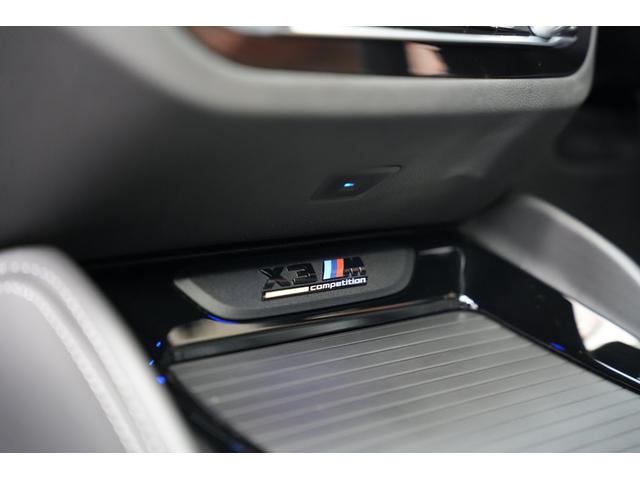 Ｘ３ Ｍ コンペティション　電動パノラマガラスサンルーフ　リヤシートバックレスト　アジャストメント　直列６気筒ツインターボ　メタリックペイント　カーボンインテリアトリム　アクティブベンチレーション　ヘッドアップディスプレイ（75枚目）