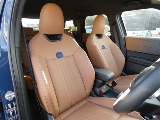 ＭＩＮＩ カントリーマンＳオール４　フェイバード・トリム　Ｍパッケージ　正規認定中古車　保証整備付　弊社試乗車　ナビ　ＥＴＣ　ドラレコ　バックカメラ　電動シート　ハーマンカードン　衝突軽減ブレーキ　アイドリングストップ　障害物ソナー　レーンキープ（27枚目）