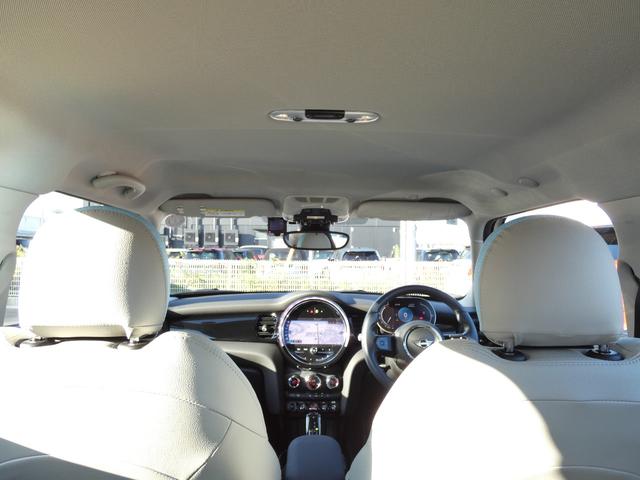 ＭＩＮＩ クーパー　正規認定中古車　保証整備付　ナビ　ＥＴＣ　ドラレコ　バックカメラ　衝突軽減ブレーキ　アイドリングストップ　障害物ソナー　レーンキープ　アクティブクルコン　ＬＥＤライト　純正ホイール（32枚目）