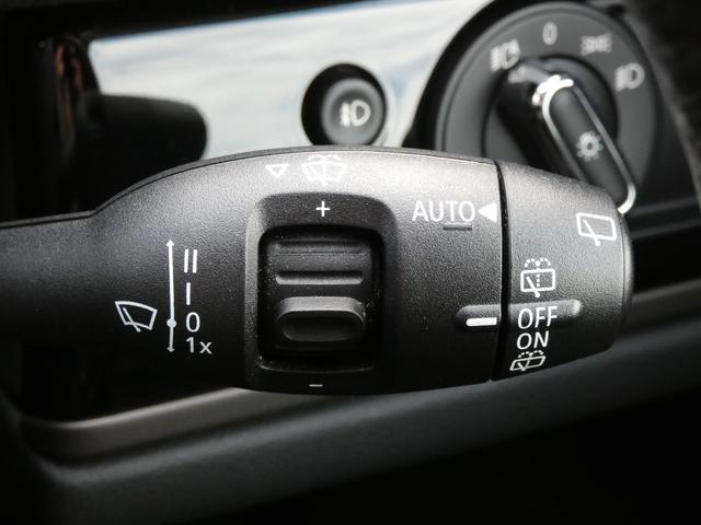 ＭＩＮＩ クーパーＤクロスオーバープレミアム＋Ｐクラシックトリム　正規認定中古車　保証整備付　ナビ　ＥＴＣ　バックカメラ　衝突軽減ブレーキ　アイドリングストップ　障害物ソナー　レーンキープ　アクティブクルコン　ＬＥＤライト　純正ホイール（9枚目）