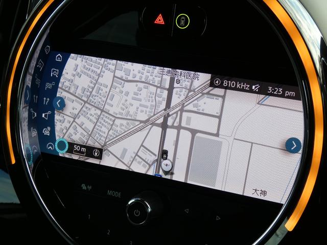 ＭＩＮＩ クーパーＤクロスオーバープレミアム＋Ｐクラシックトリム　正規認定中古車　保証整備付　ナビ　ＥＴＣ　バックカメラ　衝突軽減ブレーキ　アイドリングストップ　障害物ソナー　レーンキープ　アクティブクルコン　ＬＥＤライト　純正ホイール（13枚目）
