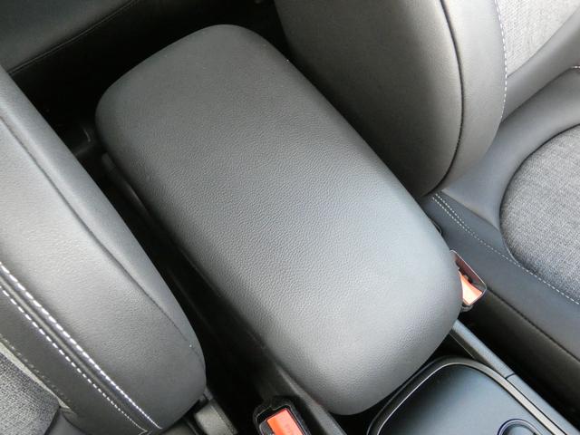 ＭＩＮＩ クーパーＤクロスオーバープレミアム＋Ｐクラシックトリム　正規認定中古車　保証整備付　ナビ　ＥＴＣ　バックカメラ　衝突軽減ブレーキ　アイドリングストップ　障害物ソナー　レーンキープ　アクティブクルコン　ＬＥＤライト　純正ホイール（20枚目）