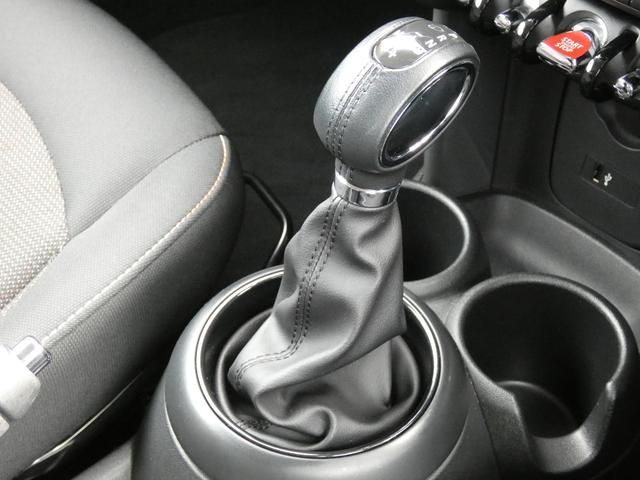 ＭＩＮＩ クーパーＤ　正規認定中古車　保証整備付　ナビ　ＥＴＣ　ドラレコ　バックカメラ　衝突軽減ブレーキ　アイドリングストップ　障害物ソナー　　ＬＥＤライト　純正ホイール（21枚目）