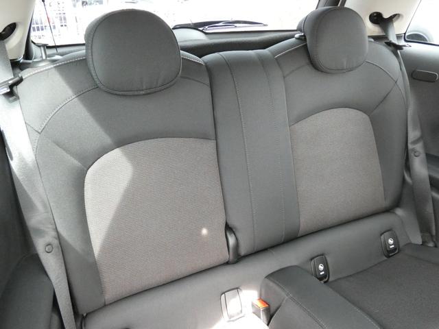 ＭＩＮＩ クーパーＤ　正規認定中古車　保証整備付　ナビ　ＥＴＣ　ドラレコ　バックカメラ　衝突軽減ブレーキ　アイドリングストップ　障害物ソナー　　ＬＥＤライト　純正ホイール（32枚目）