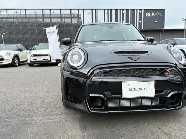 MINI クーパーS クラシック・トリム MINI認定中古車 MININEXT保証2年 ETC2.0 クラシックトリム HDDナビゲーション 前後PDC+バックカメラ LEDヘッドライト 17インチアロイ 運転席・助手席シートヒーター(30枚目)