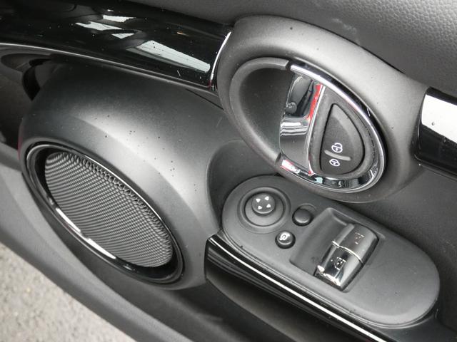 MINI クーパーS パディ・ホプカーク・エディション 限定車 正規認定中古車 保証整備付 ナビ ETC バックカメラ 衝突軽減ブレーキ アイドリングストップ 障害物ソナー アクティブクルコン LEDライト 純正ホイール(22枚目)
