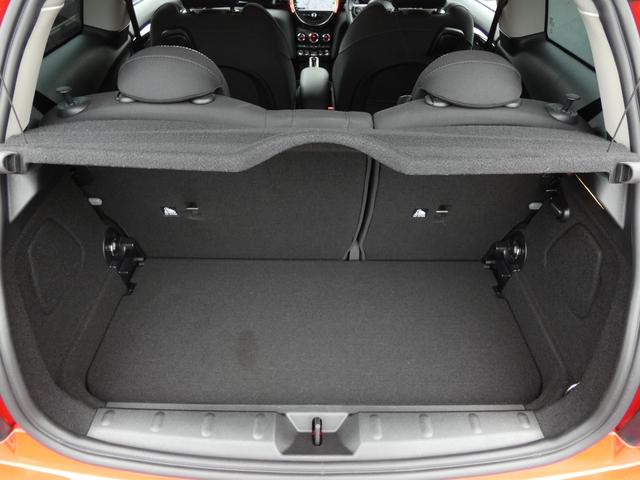 MINI クーパーS パディ・ホプカーク・エディション 限定車 正規認定中古車 保証整備付 ナビ ETC バックカメラ 衝突軽減ブレーキ アイドリングストップ 障害物ソナー アクティブクルコン LEDライト 純正ホイール(31枚目)