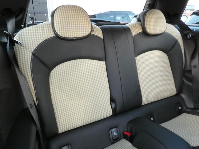 MINI クーパーS レゾリュート・エディション 特別仕様車 正規認定中古車 保証整備付 ワンオーナー 禁煙車 ETC ドラレコ バックカメラ 衝突軽減ブレーキ アイドリングストップ 障害物ソナー レーンキープ クルコン LEDライト 純正ホイール(32枚目)