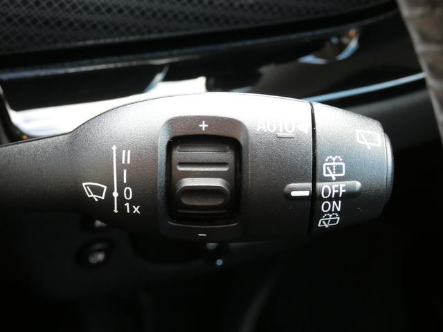 ＭＩＮＩ クーパー　クラブマン　正規認定中古車　保証整備付　ナビ　ＥＴＣ　バックカメラ　衝突軽減ブレーキ　アイドリングストップ　障害物ソナー　アダプティブクルコン　ＬＥＤライト　純正ホイール（9枚目）