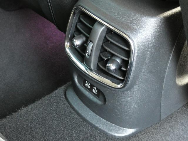 ＭＩＮＩ クーパー　クラブマン　正規認定中古車　保証整備付　ナビ　ＥＴＣ　バックカメラ　衝突軽減ブレーキ　アイドリングストップ　障害物ソナー　アダプティブクルコン　ＬＥＤライト　純正ホイール（35枚目）